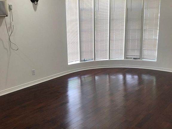 1219 A Living Room bay window