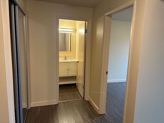 4th image of 1216 Chestnut St SE #9