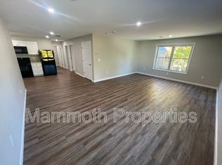 50 Church St #14, Laconia, NH 03246