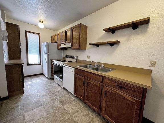 4th image of 2503 W Clinton St APT C