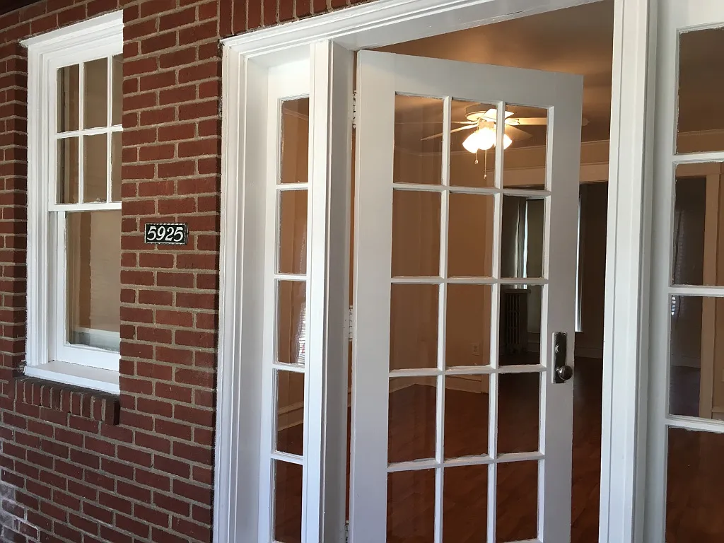 5925 Elsinore St photo 1