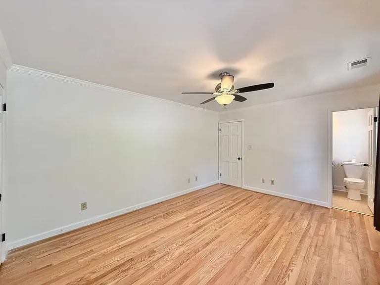 5017 Sandlewood Dr — Photo 17