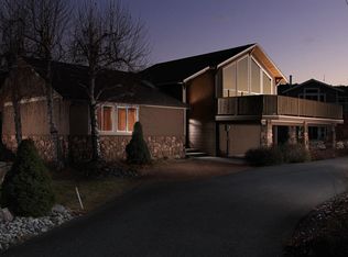 220 W Marine View Dr, Orondo, WA 98843