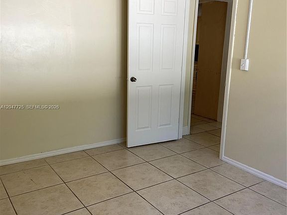 3rd image of 800 NW 76th Ave