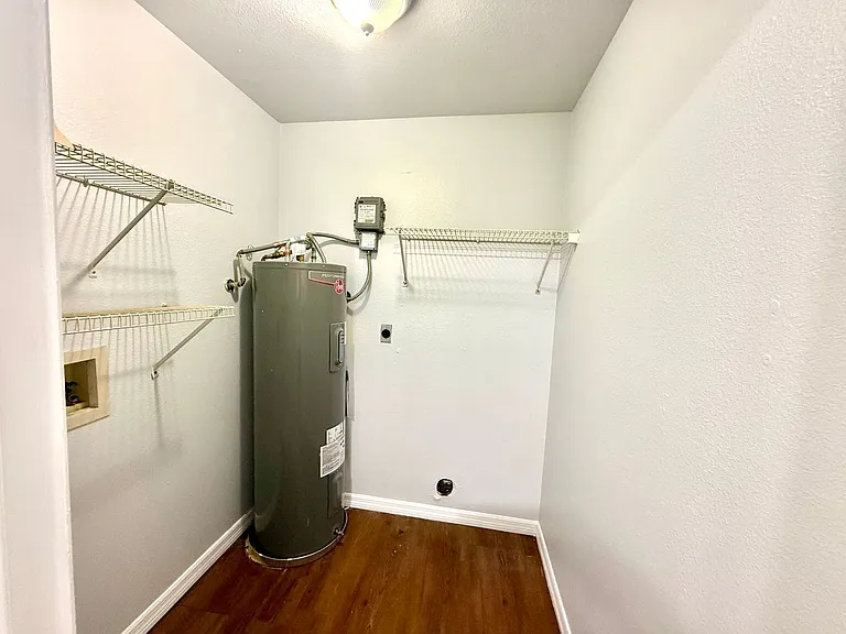 3004 Parkway Blvd #208 — Photo 15