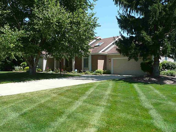 3rd image of 51328 Old Sycamore Ct