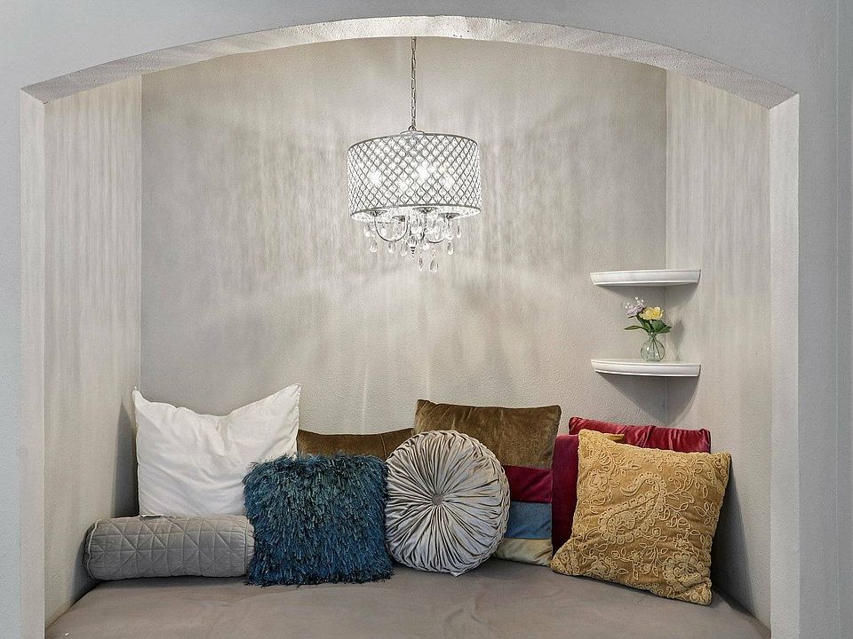 Stylish lounge seating designed for comfort and connection at Avonmora in Austin.