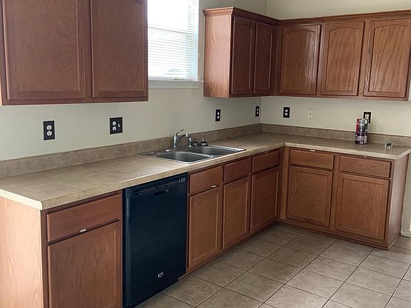 3rd image of 2113 Dorman Dr