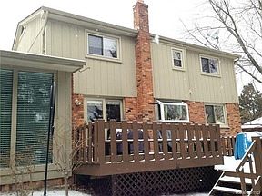 4th image of 5499 Woodview Dr