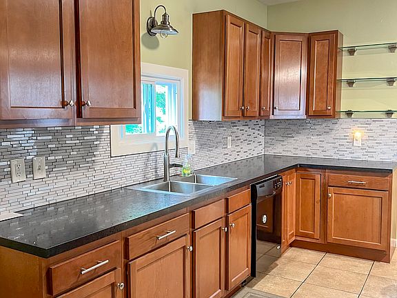 Kitchen, north east corner