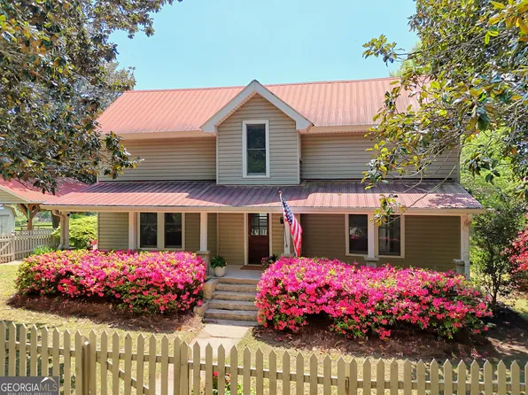 1096 Sutton Mill Rd, Clarkesville, GA 30523