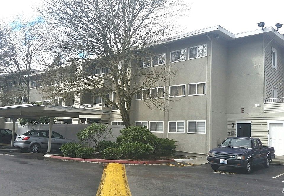 1st image of 12700 NE 8th St APT E304