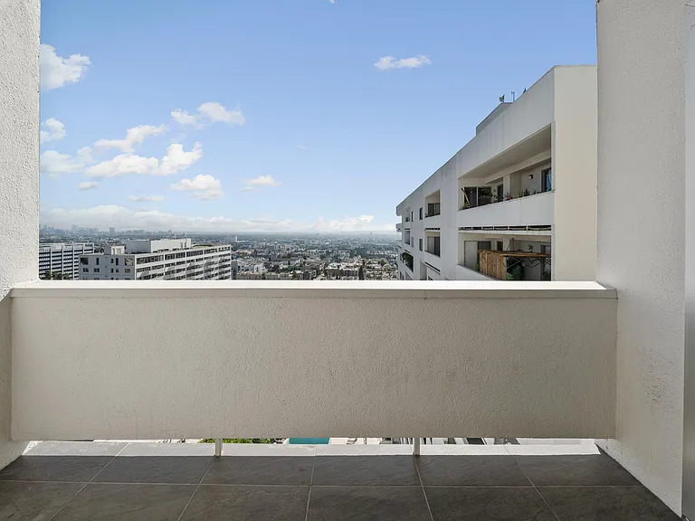 7250 Franklin Ave #1204 — Photo 14