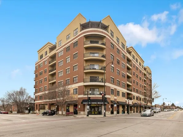 4953 Oakton St Unit 308, Skokie, IL 60077