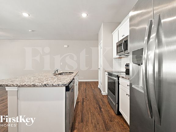 5th image of 2076 Cypress Village Dr NW