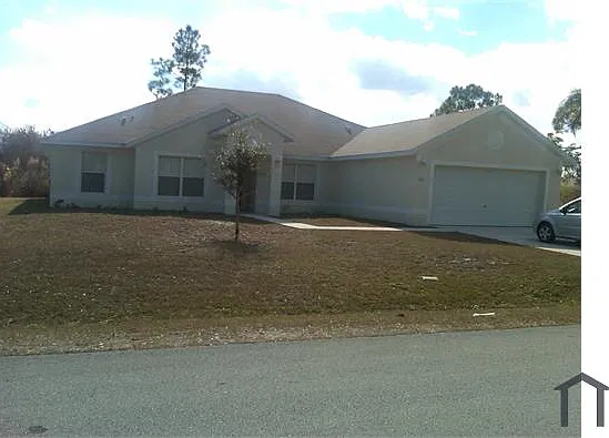 4 bed, 2601 sqft, $2,500 — Photo 1