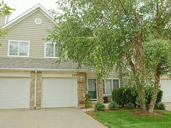 5th image of 811 Burr Oaks Dr Unit 302
