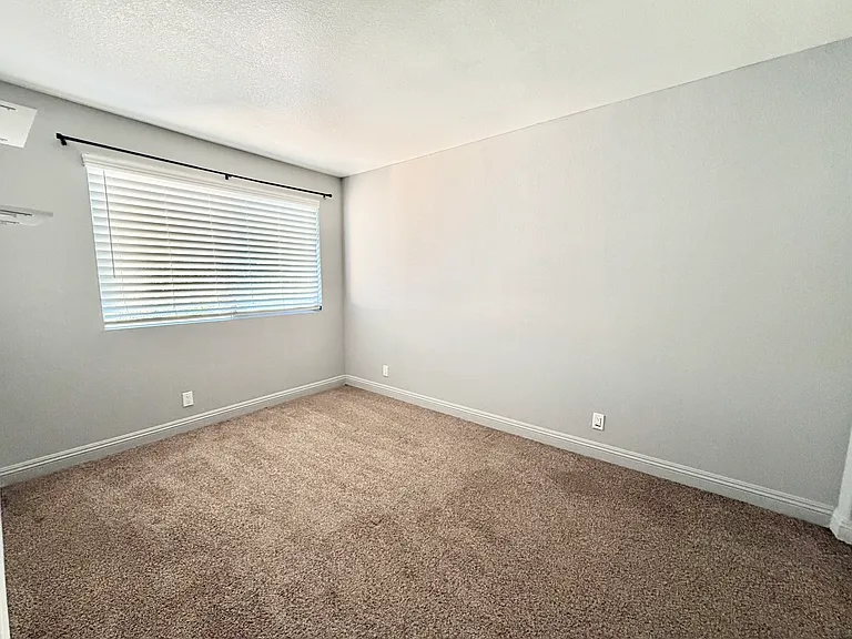 6477 Little Pine Way — Photo 19