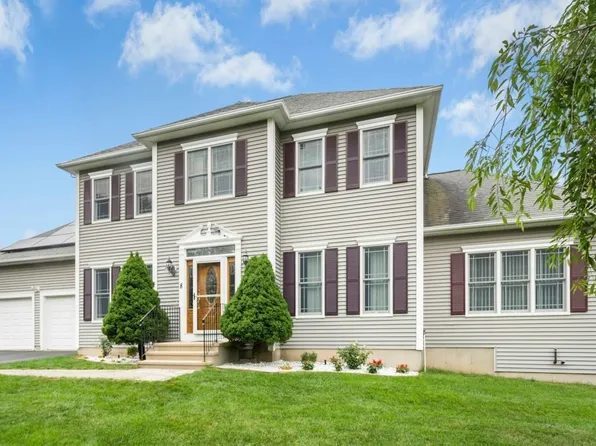 8 Bridle Path, Auburn, MA 01501