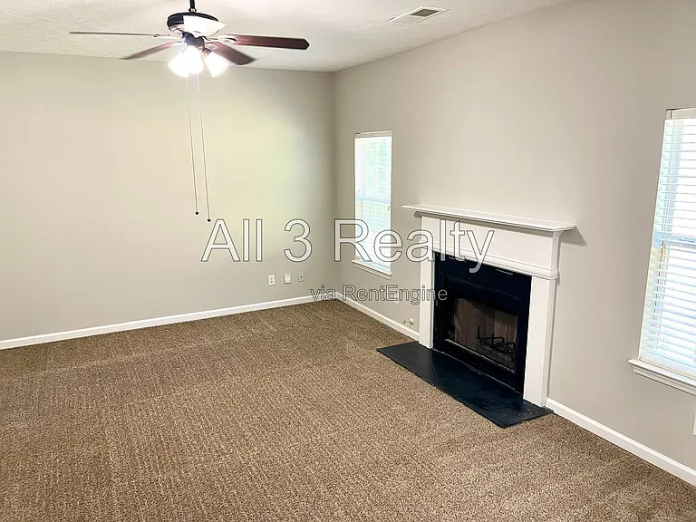 60 Spring Lake Ter — Photo 7