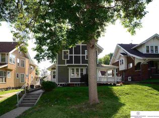 2211 Hanscom Blvd, Omaha, NE 68105