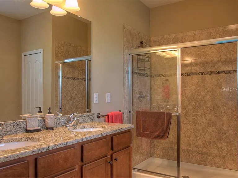8525 Karpeal Dr — Photo 16
