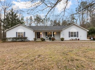 1746 Rainbow Cir, Dalton, GA 30721