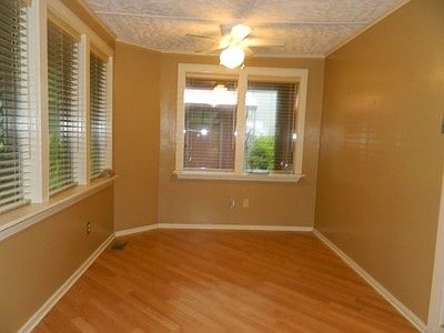 3rd image of 38 Sharon Hts