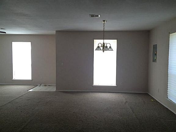 4th image of 316 S 2nd Ave