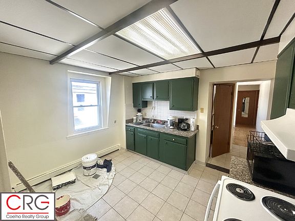 3rd image of 273 Highland Ave APT 4