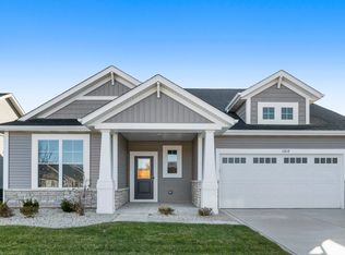 11819 Putnam St, Winfield, IN 46307