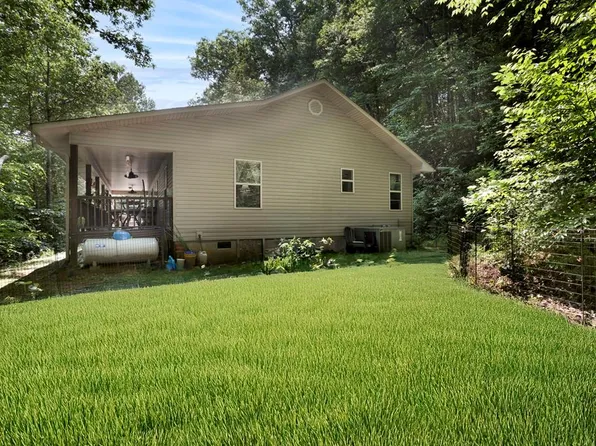 49 Hampton Ln, Hayesville, NC 28904