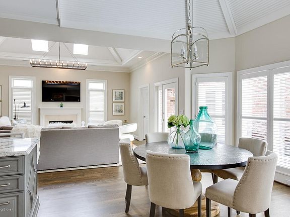 1207 Balmoral Dr-7
