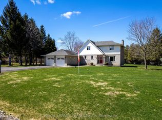 17 Maric Trl, North Grenville, ON K0G 1J0