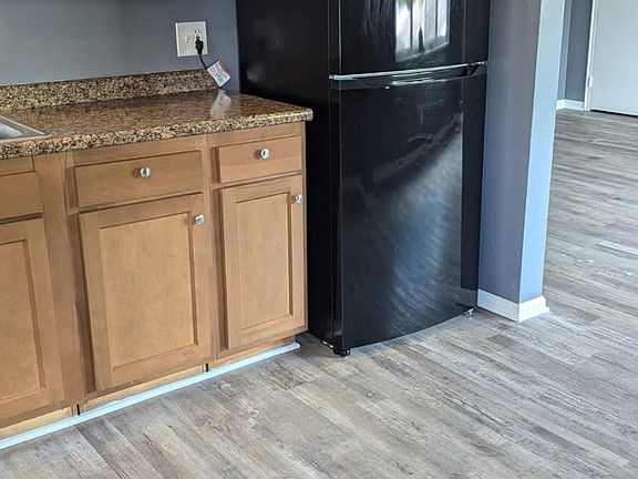 3rd image of 2825 Westknolls Ln APT 1