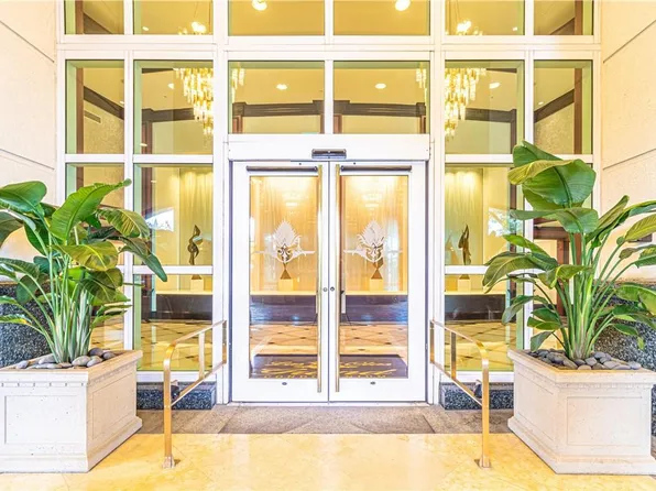 411 N New River Drive #2402, Fort Lauderdale, FL 33301