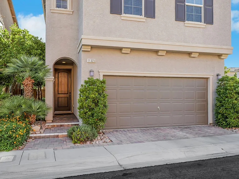 11323 Coulter Canyon St — Photo 45