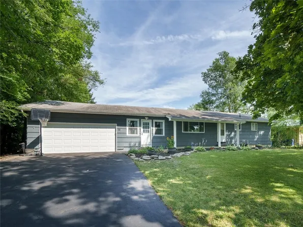 56 Parkerhouse Rd, Rochester, NY 14623