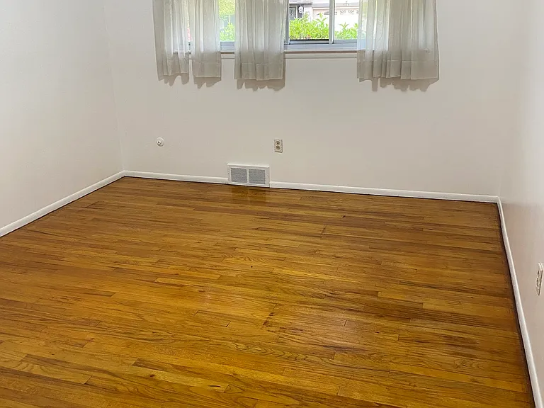 4541 Marlow Dr — Photo 18