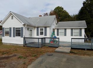 10952 Cedar Dr, Lusby, MD