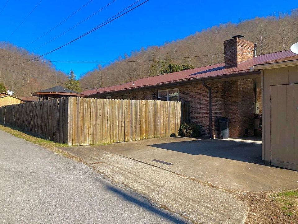 1st image of 14 Leatherwood Ln