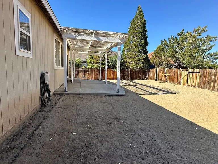 508 Vail Dr — Photo 16