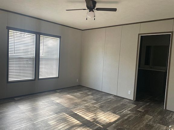 5th image of 220 Birch Dr