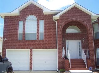 104 Lake Lynn Dr, Harvey, LA 70058