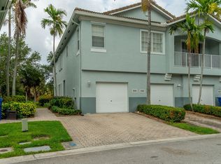 3185 Laurel Ridge Cir, Riviera Beach, FL 33404