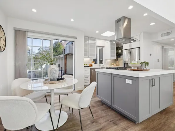 17 Cassandra Way, Mountain View, CA 94043