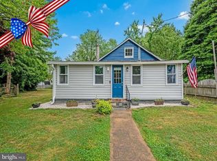 7809 Bodkin View Dr, Pasadena, MD 21122