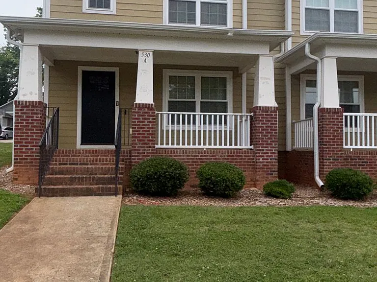 530 Brawley St — Photo 1