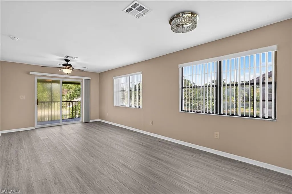 2 bed, 2.0 bath, 809 sqft, $1,600 — Photo 3