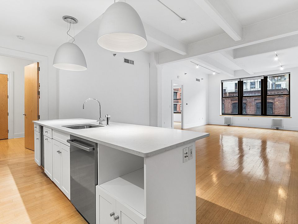 1st image of 70 Washington St APT 5A